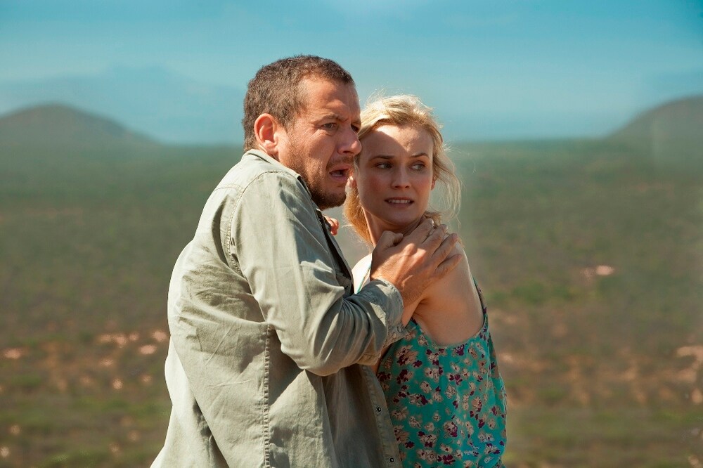 http://ftv01.stbm.it/imgbank/ZOOM/red/fly_me_to_the_moon_diane_kruger_dany_boon_06.jpg